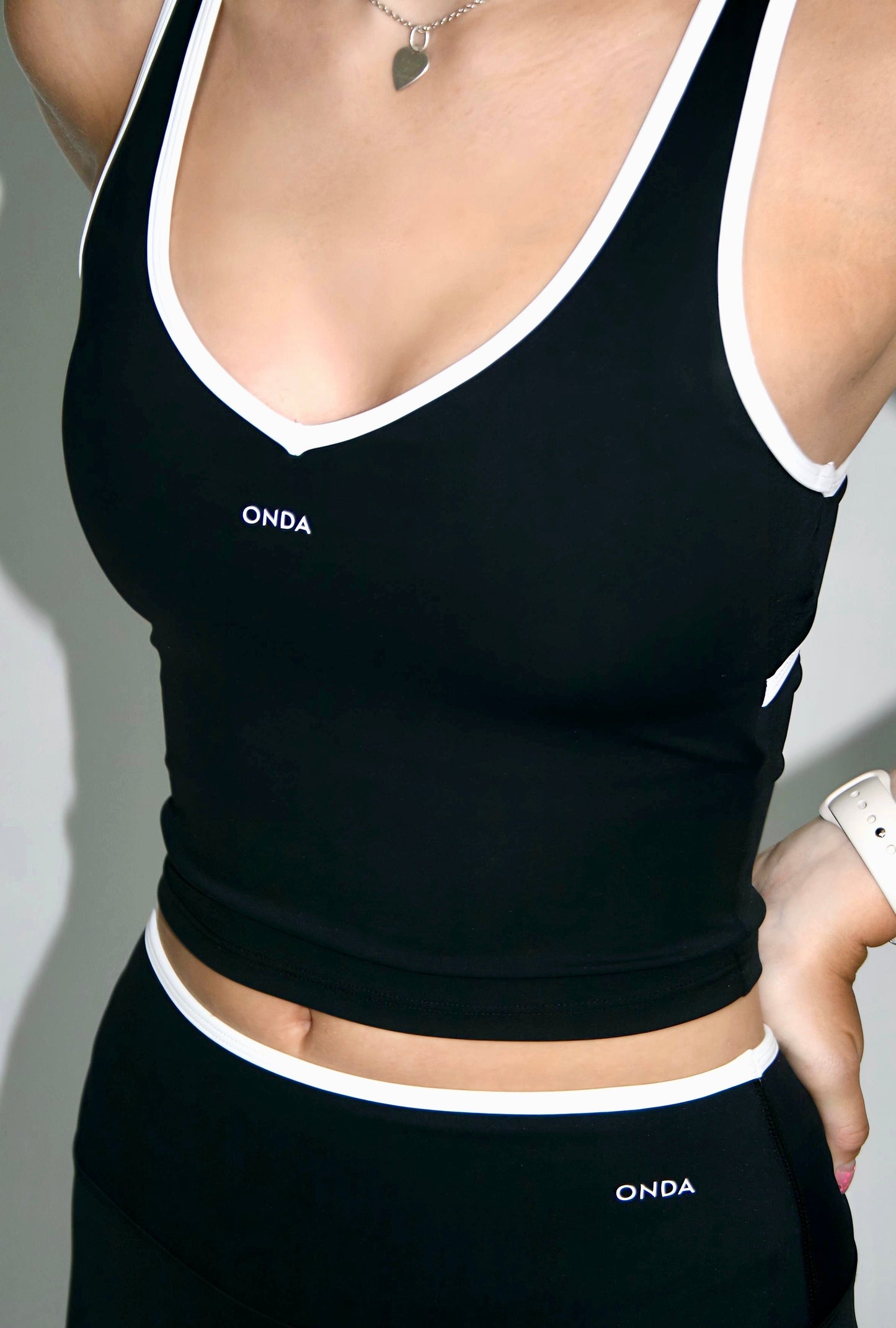 Black FlowLine Bra